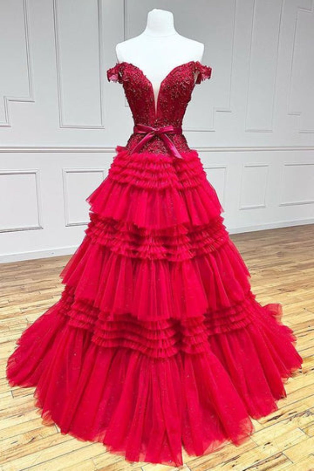 Hebochic Red A-Line Princess Tulle Off-the-Shoulder Tiered Prom Dresses