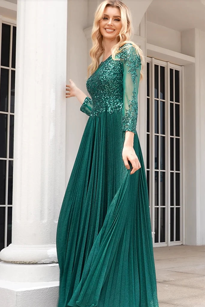 Glittery A Line Green Scoop Neck Long Sleeves Floor Length Mother Of The Bride  Dresses With Beaded