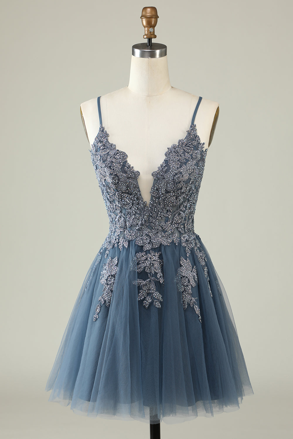 Simple Spaghetti Straps Tulle Vintage Homecoming Dress with Lace Appliques